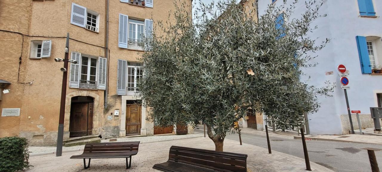 Le Rocher Appartement Cotignac Extérieur photo